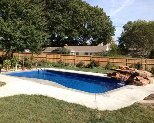 https://poolsbyyork.com/wp-content/uploads/2015/04/In-Ground-Swimming-Pools-in-Kansas-City.jpg