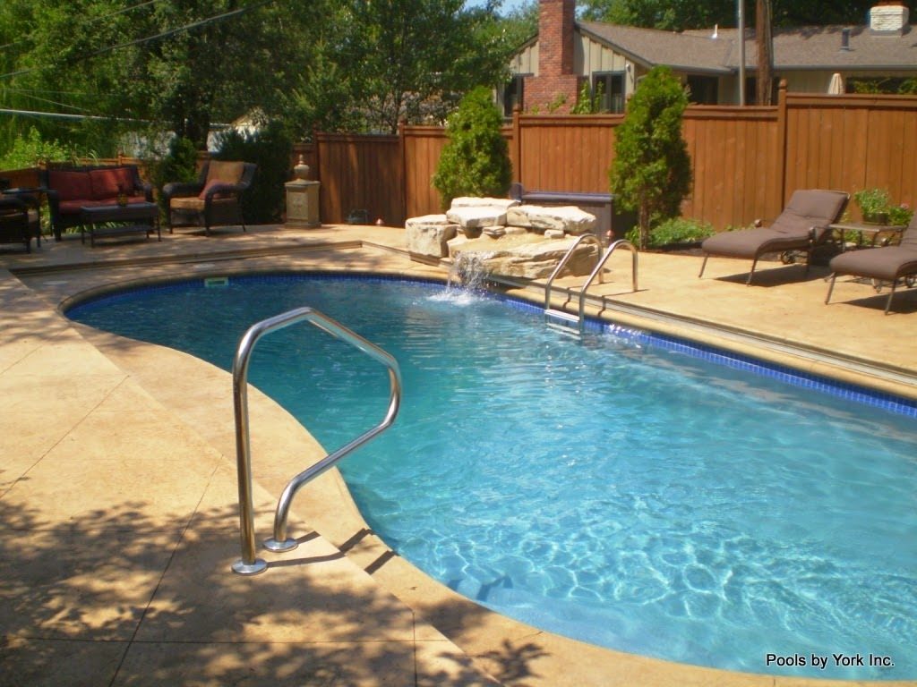 fiberglass pools in kansas city, overland park, Wichita, leawood, topeka, and fairview.
