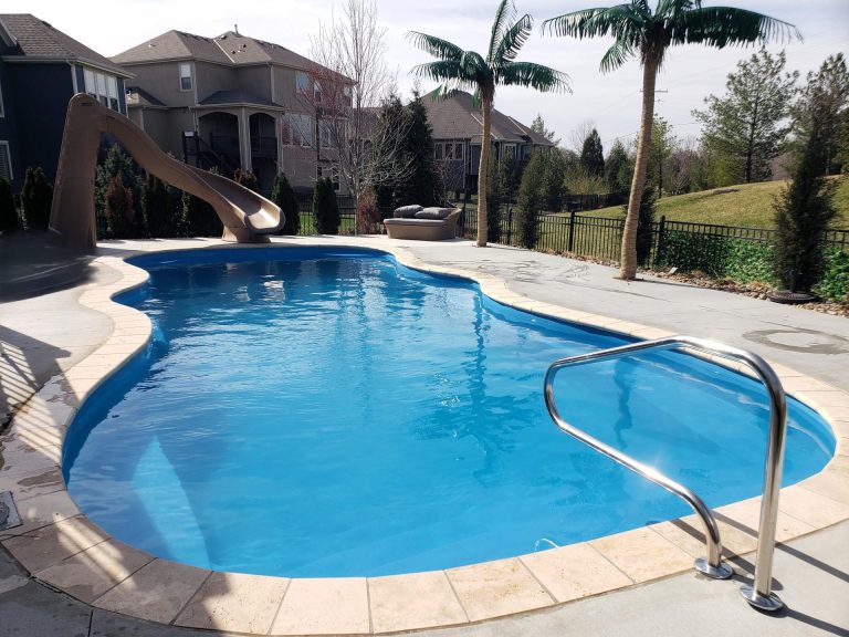 Large freeform fiberglass pool - Pools By York