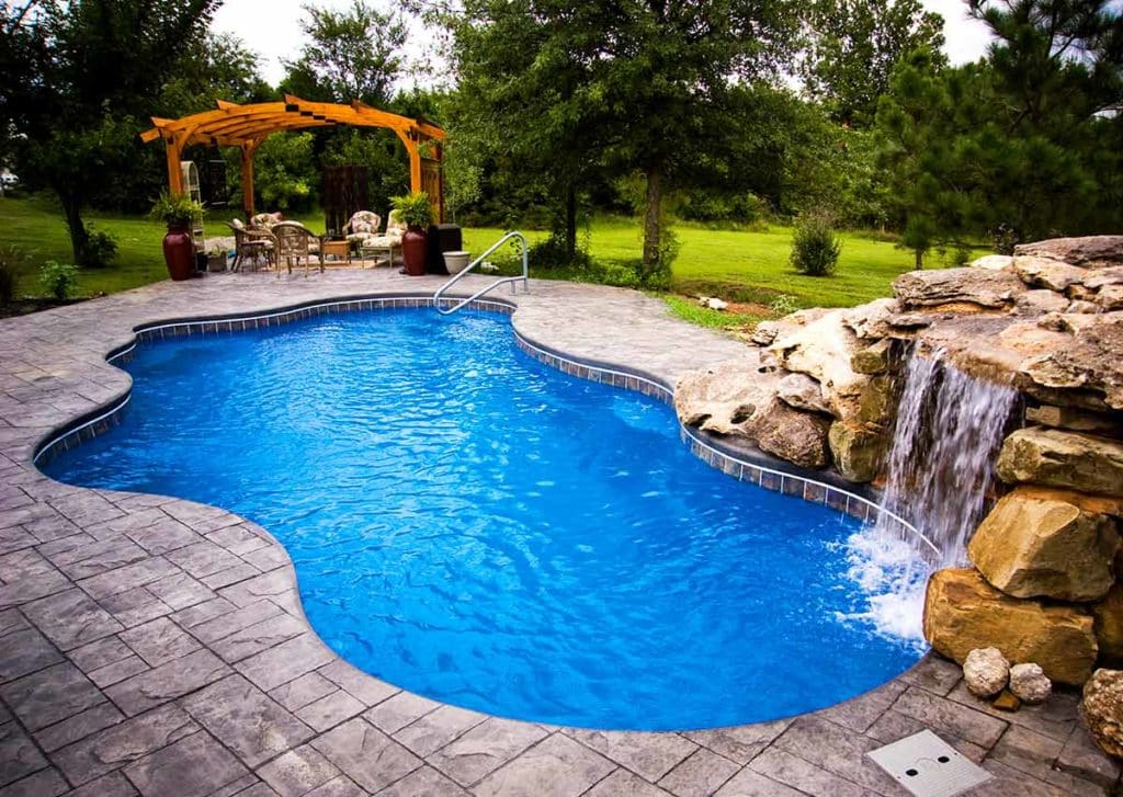 Bermuda 16.35 pool