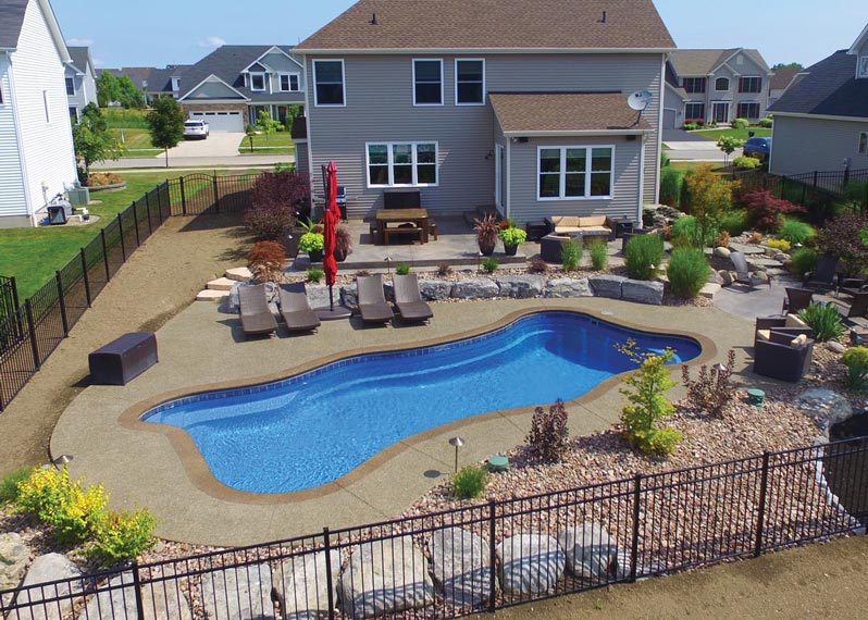 Cape Cod 16 pool